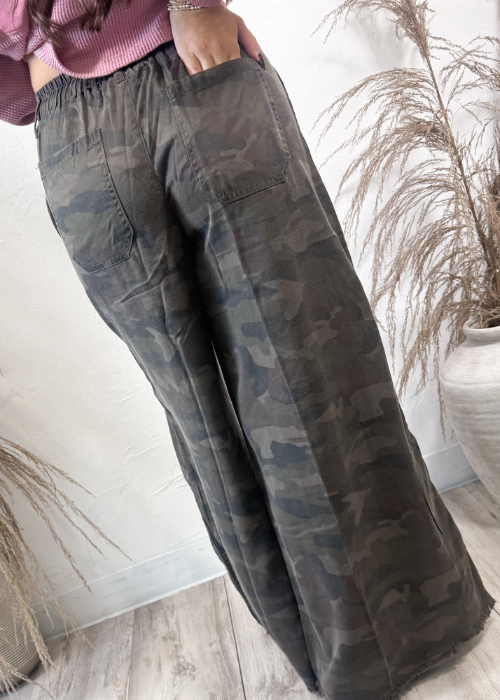 Vintage Havana Tencel Wide Leg Pant | Camo