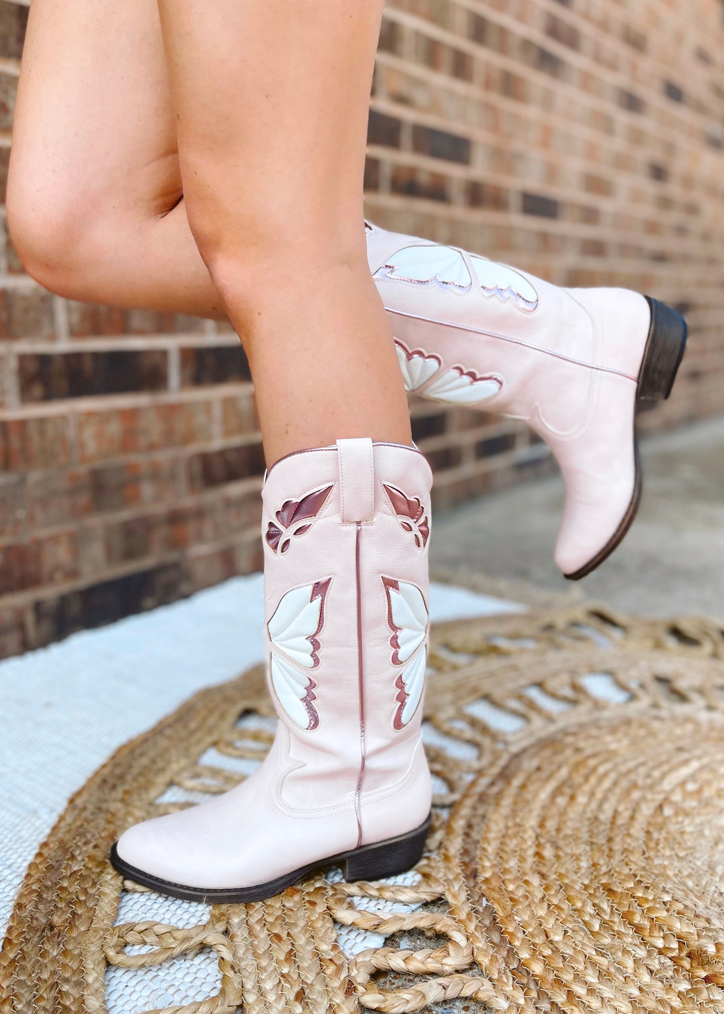 MATSSIE Mariposa Boot | pink – shopbellabird