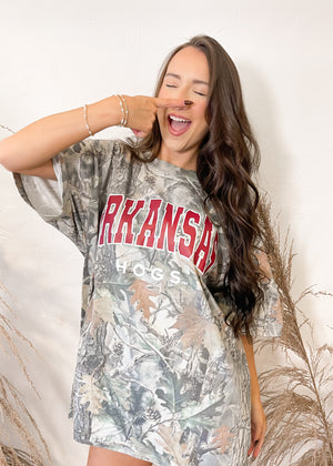 Livy Lu Arkansas Razorbacks Filled Gault Camouflage Tee | OG