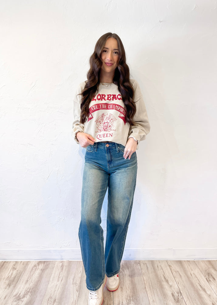 Livy Lu Queen Arkansas Razorbacks Champions Scroll Thrifted Sweatshirt | Sand