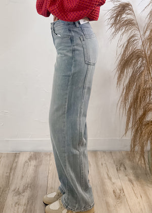 Gracie Relaxed Rigid Straight Leg Jean | Light Wash