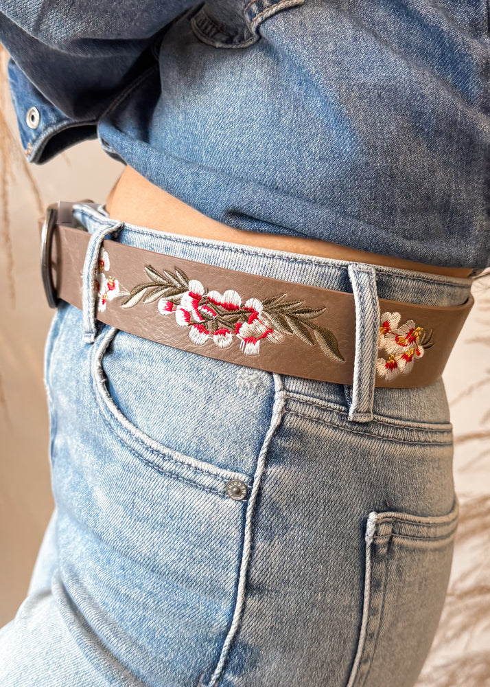 Hibiscus Embroidered Bohemian Belt | Mocha