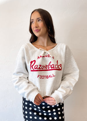 Livy Lu Arkansas Razorbacks Football Stencil Tie Off Shoulder Hi Dive Sweatshirt | Gray