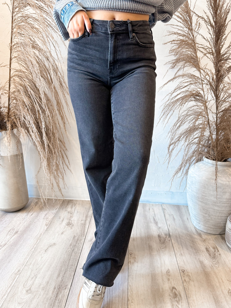HIDDEN LOGAN DAD JEAN | DARK GREY BLACK