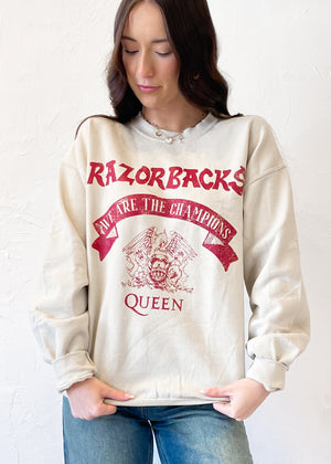 Livy Lu Queen Arkansas Razorbacks Champions Scroll Thrifted Sweatshirt | Sand