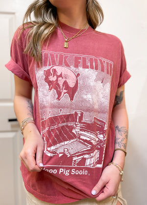 Livy Lu Pink Floyd Arkansas Animals Tee | Burgundy