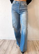 Cello High Rise Wide Leg Jean | Medium
