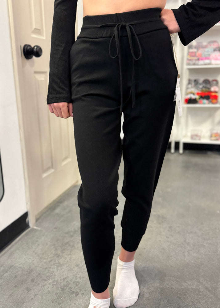 Lucca Couture Ellie Jogger/Sweater Set | Black