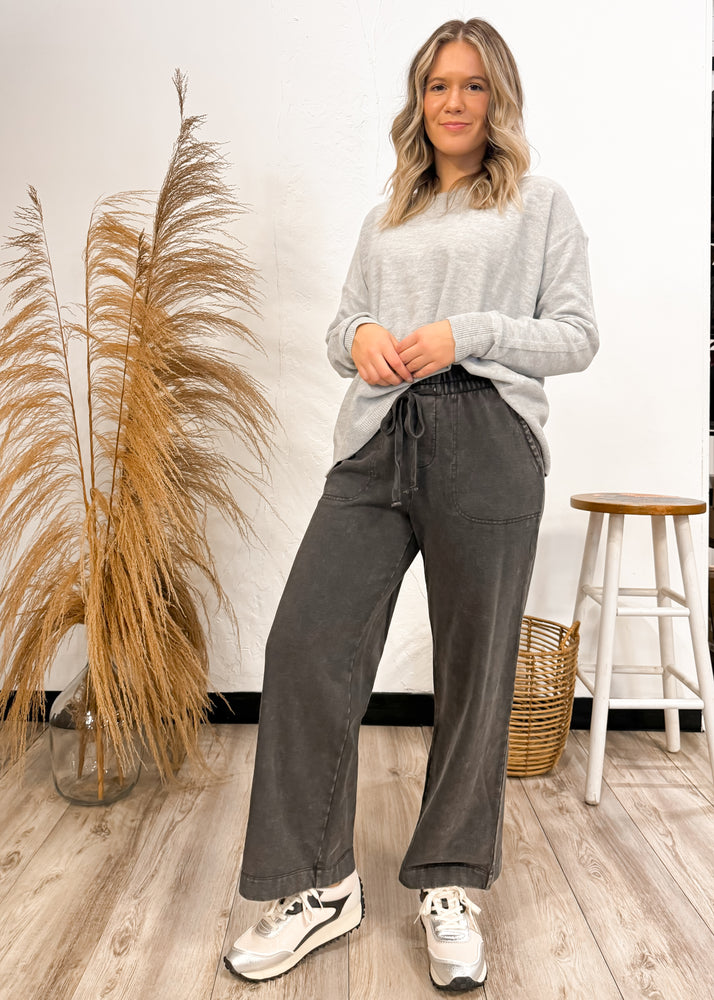 Running Errands Wide-Leg Sweatpant