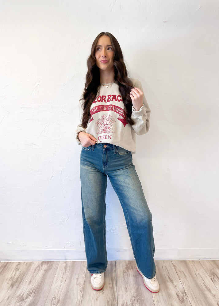 Livy Lu Queen Arkansas Razorbacks Champions Scroll Thrifted Sweatshirt | Sand