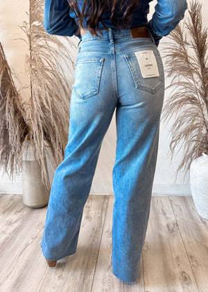 HIDDEN LOGAN DISTRESSED DAD JEAN | MEDIUM LIGHT