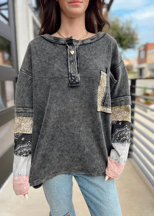 
            
                Load image into Gallery viewer, Dang Girl Waffle Knit Multi Sleeve Top | Charcoal
            
        