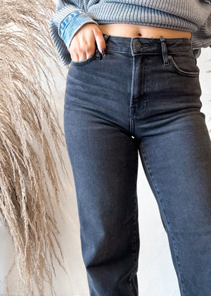 HIDDEN LOGAN DAD JEAN | DARK GREY BLACK