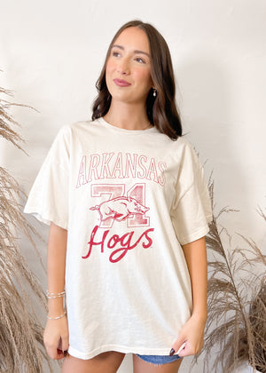 Livy Lu Arkansas Razorbacks Club Mascot Off White Thrifted Tee