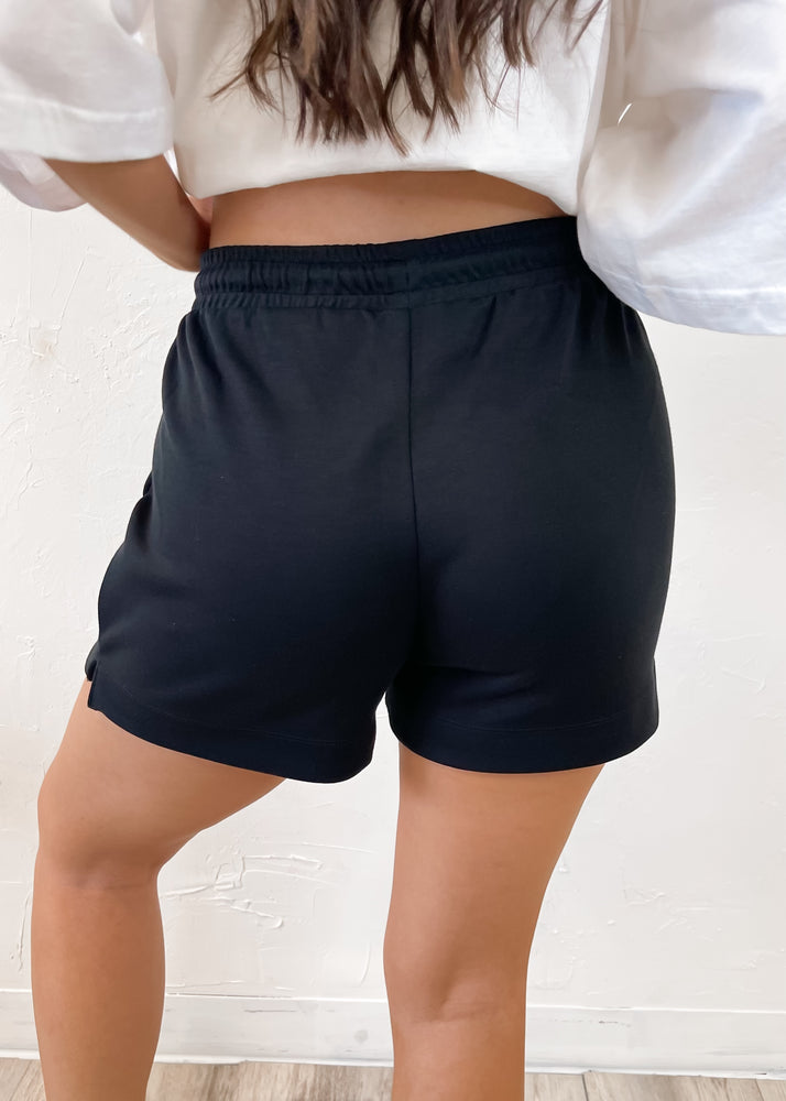 The Getaway Short | Black