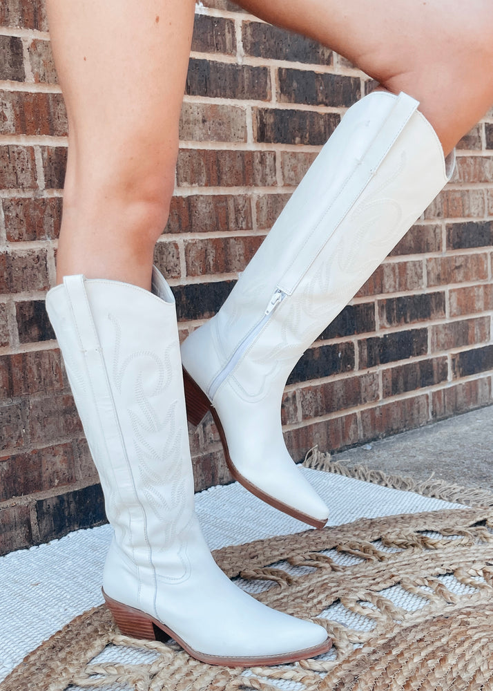 Matisse Agency Western Boots | White