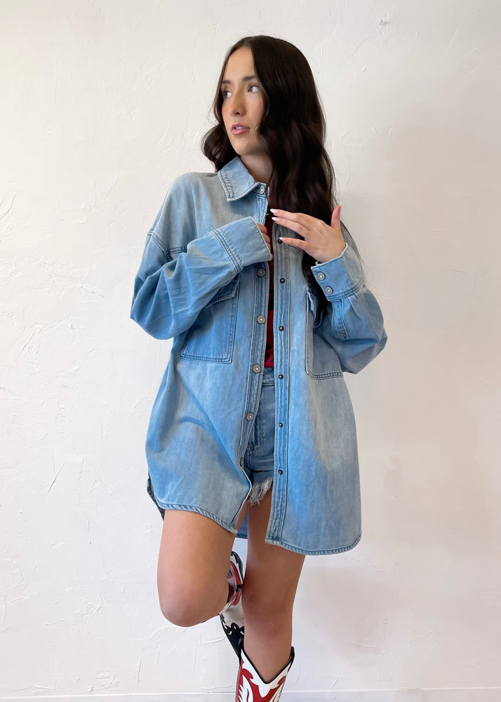 Hidden Abbey Oversized Shirt | Light Wash